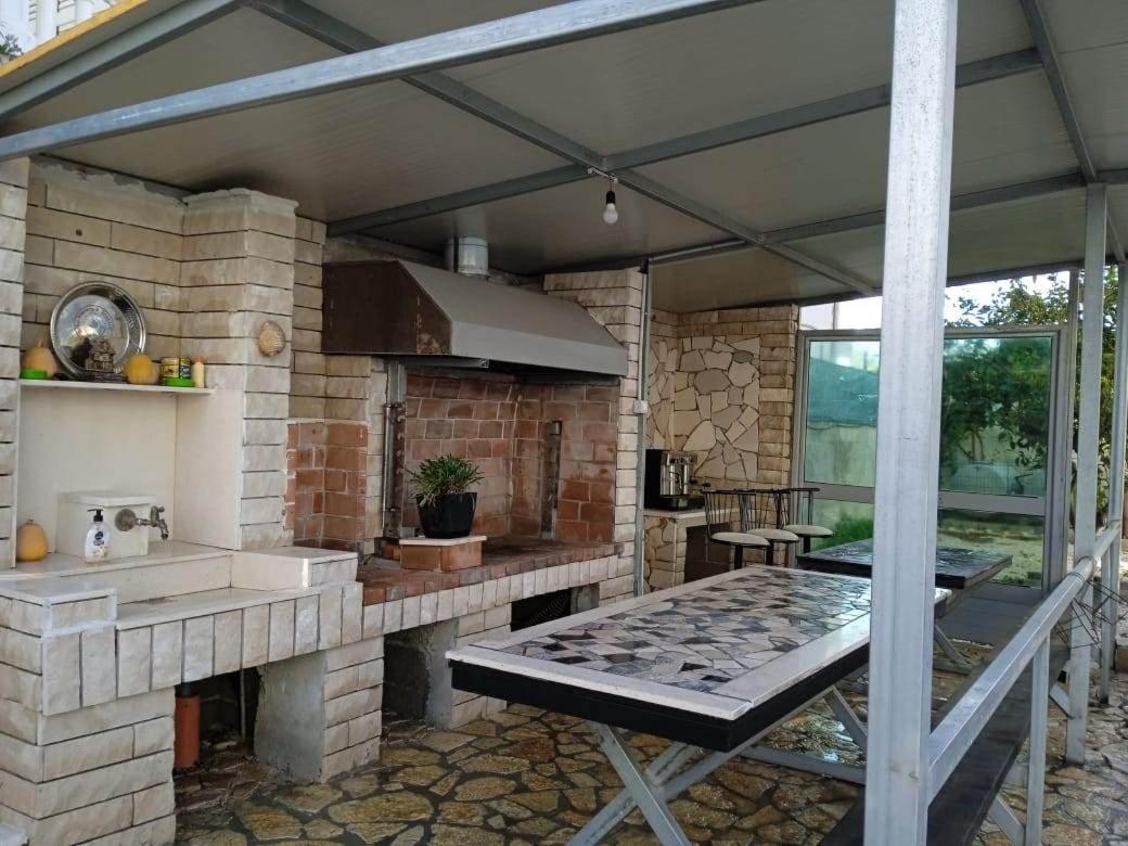 Villa Besnik, Rooms For Rent Vlorë Екстериор снимка